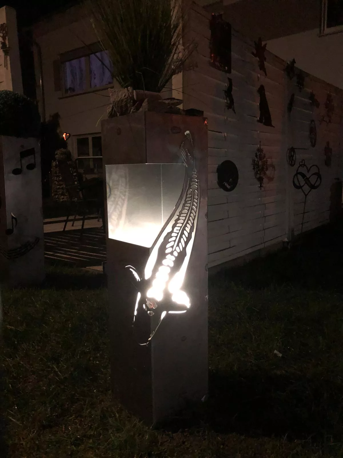 Stele aus Cortenstahl Musik-Fisch - Fisch2