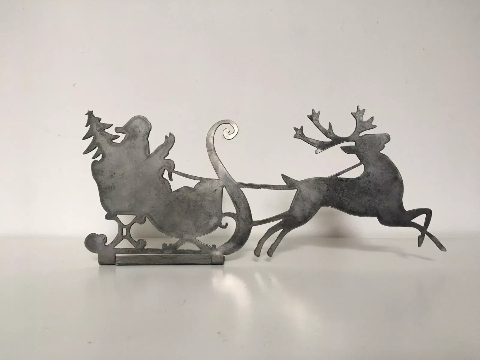 Rentierschlitten aus Corten-Stahl